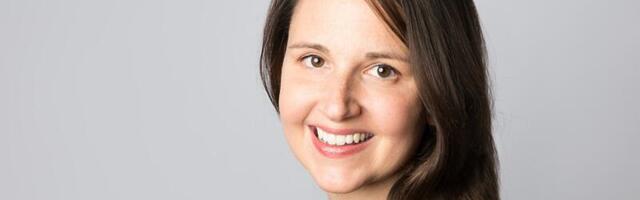 How much should a B2B software startup spend on marketing?