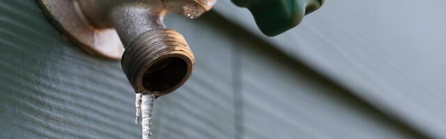 Stop Frozen Pipe Disasters With the Home Gadgets I Use in Freezing Winters