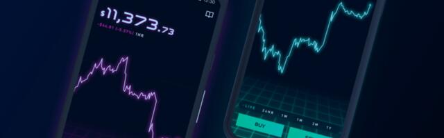 Crypto Daybook Americas: Robinhood's Crypto Growth Presages Riot, Strategy Even as Tariffs Hit GDP