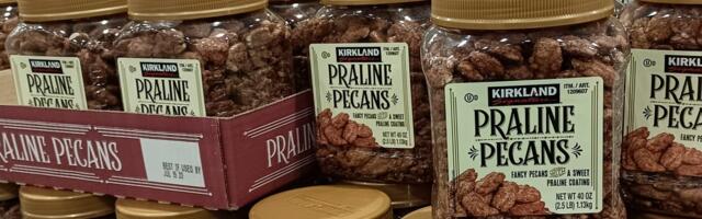 I'm a culinary judge who shops at Costco for the holidays. Here are 10 things I buy every year.