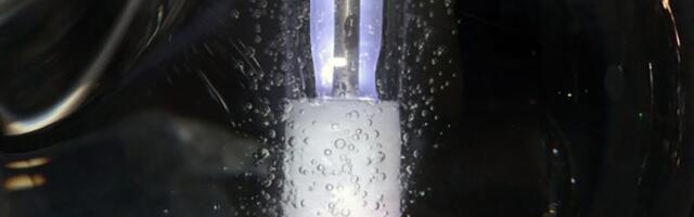 Scientists Are Using Lightning in a Bottle to Turn Methane Into Methanol