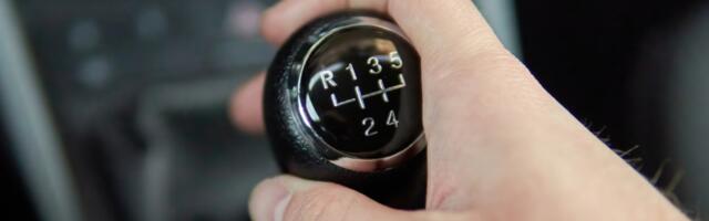 The Biggest Cons To Consider Before Buying A Manual Transmission Car