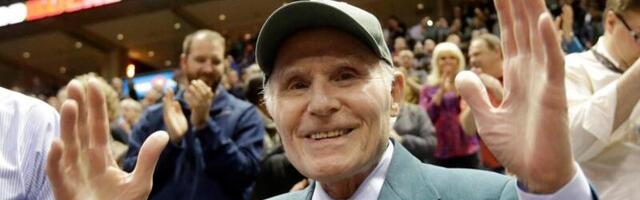 Herb Kohl dies at 88; ex-owner of Milwaukee Bucks once served as U.S. senator from Wisconsin