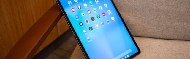 Galaxy Tab S10 FE Plus Review: Samsung's Budget-Friendlier Tablet Hits the Right Notes