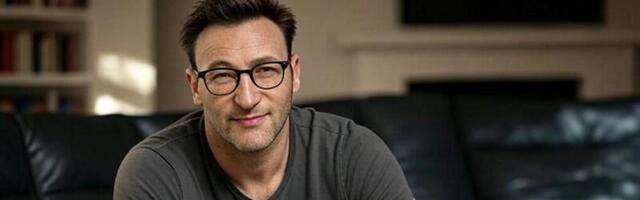 Simon Sinek says great leaders always do these 7 things differently