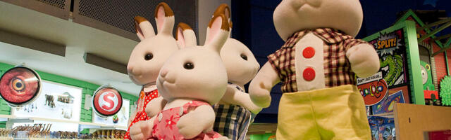 Toy company may regret coming for “Sylvanian Drama” TikToker, experts say
