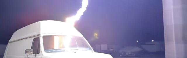 Kindly Uncle Unleashes Fires of Hell With Giant Boosted Tesla Coil