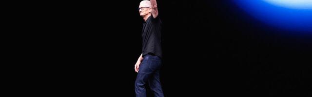 Apple CEO Tim Cook Is Stepping Down
