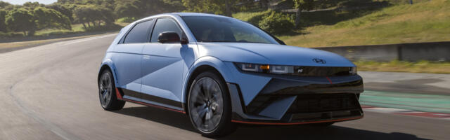 5 Crossovers That Deserve To Have A Manual Transmission