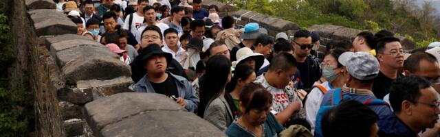 China’s Golden Week Holiday Spending Per Capita Tops Pre-Covid Levels