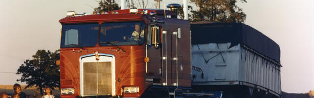Why Did Kenworth Stop Making Cabover Semi Trucks? (And Which Was The Last One Made?)