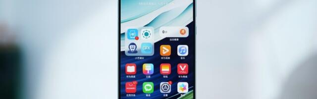 China Telecom unveils a Huawei Mate 60 Pro with quantum security