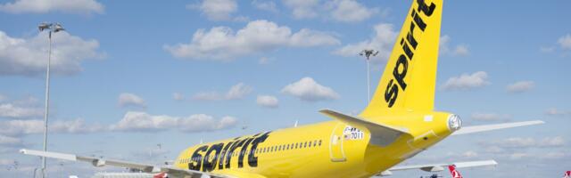 Spirit Airlines Lowers Outlook, Cites Weaker Revenue From Fees