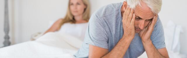 In homes common across the 1960s and 1970s, children learned to read a parent’s mood from the sound of the front door before anyone had spoken a word — researchers call the adult result hypervigilance, and it shows up in 5 recognisable patterns