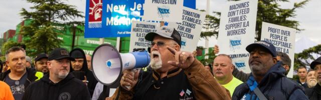 Port workers along East and Gulf Coasts go on strike