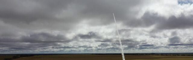 Irish-Dutch Collaboration for Pathfinder Space Mission