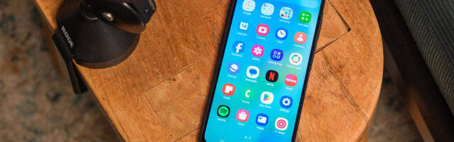 The most popular Android phones in Q2 2025 also beat the cheapest new iPhone