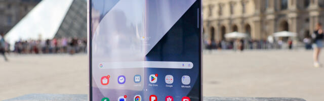 Samsung drops another big hint about the tri-folding 'G Fold' and its 'large-screen experience'