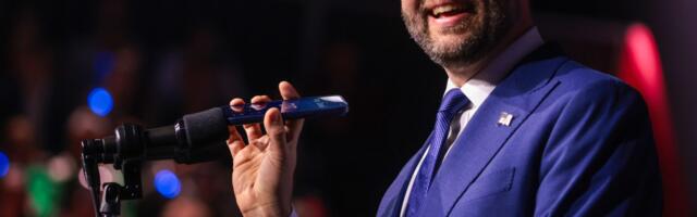 The Supreme Court will decide when the police can use your phone to track you