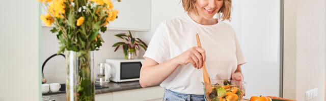 You know you grew up lower-middle-class when these 9 things still feel like a luxury