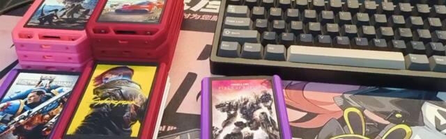 PC gamer turns Steam games into cartridges with ingenious 2.5-inch SSD system — games are stored on 128GB drives alongside a script to auto-start the title once plugged in