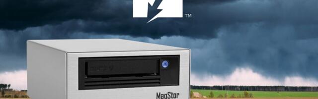 This is the world's first Thunderbolt 5 LTO tape drive and I can't understand why it exists in the first place