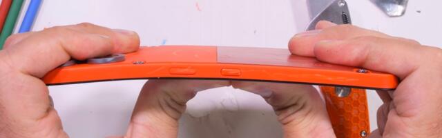 Does Nothing’s new CMF phone bend or break in durability test?