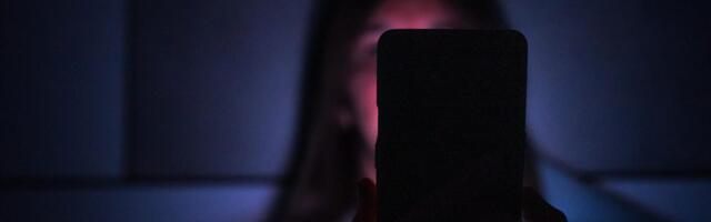 Google's Nudity Warnings Will Warn You of Incoming Explicit Images in Messages