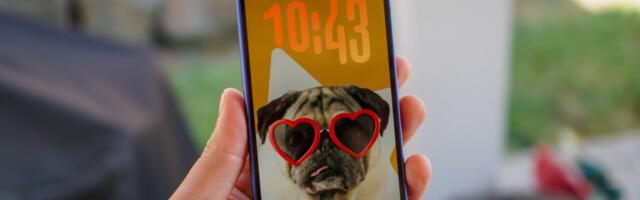 Galaxy Z Fold 7 Gets $1000 Discount, Free Storage Upgrade on iPhone Launch Day