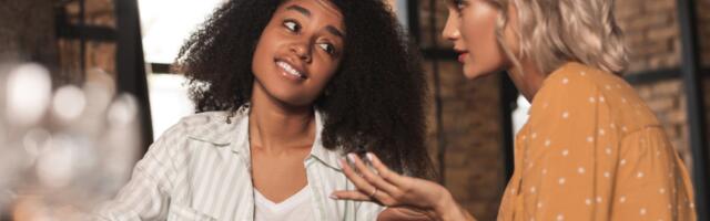 10 subtle behaviors that reveal someone isn’t actually a good person, even if everyone likes them