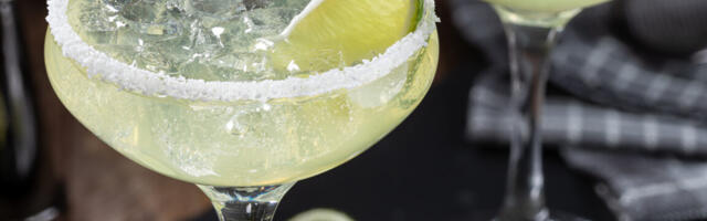 Man suffers chemical burn that lasted months after squeezing limes