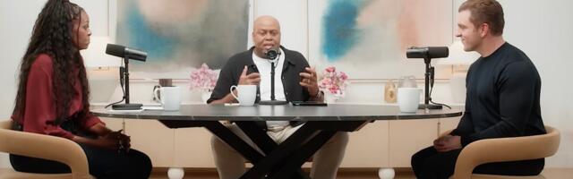 Brian Chesky Talks 'Night School' and Leadership Lessons with President Obama