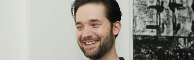 Reddit cofounder Alexis Ohanian says AI should moderate social media