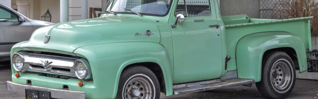 When Did The Ford F-150 Replace The F-100?