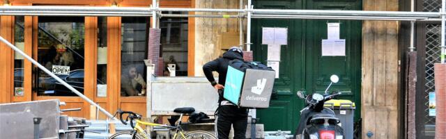 As the losses pile up, Deliveroo pulls the plug on Dutch operations