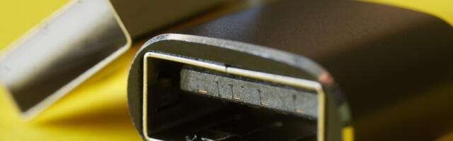 Male Vs. Female USB Ports: What's The Difference?