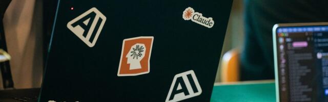What smart people are saying about Anthropic's IPO