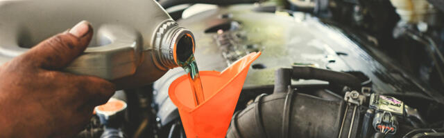 Does Changing Transmission Fluid Improve Mileage?