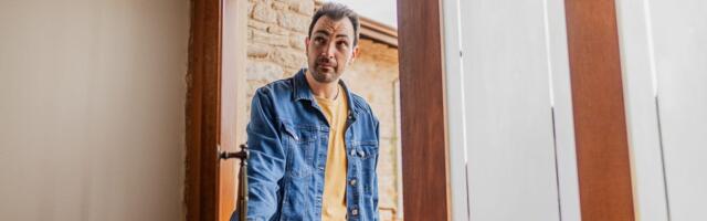 How to Spot Hidden Cameras in Your Airbnb With These 7 Tips