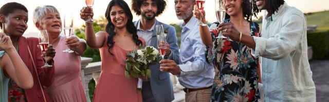 10 mistakes guests should never make at weddings, according to etiquette experts