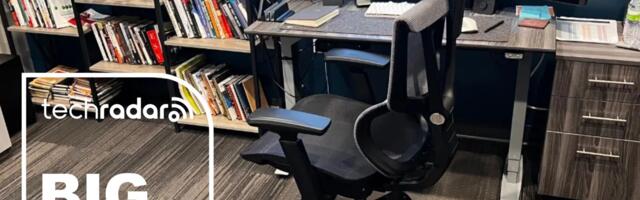 FlexiSpot’s C7 is one of our top-rated office chairs — and this deal is a steal for all-day comfort