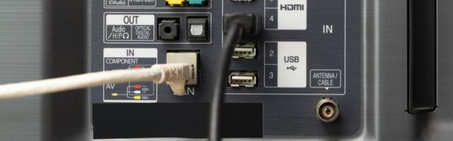 5 Things You Should Never Plug Into Your TV's USB Ports (And Why)