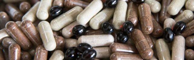 Man takes herbal pain quackery, nearly dies, spends months in hospital Man takes herbal pain quackery, nearly dies, spends months in hospital