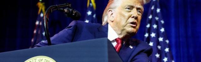 Donald Trump says Venezuela would give 30 to 50 million barrels of oil to the US, to be controlled by him