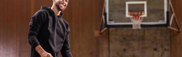 Google's 'Performance Advisor' Steph Curry teases probable new wearable