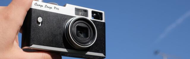 Camp Snap’s upgraded screen-free retro compact camera hits the right notes, and I love how affordable it is