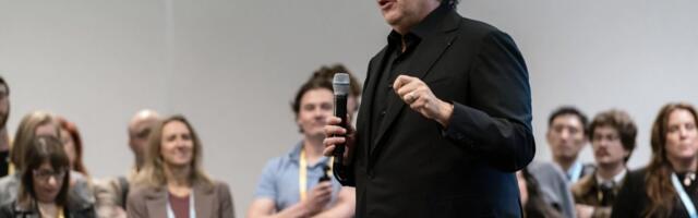 Salesforce boss Benioff walks back Trump praise after widespread backlash