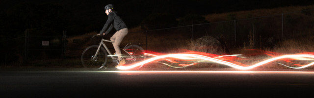 Redshift’s LED bike pedals claim to keep cyclists safer than regular lights