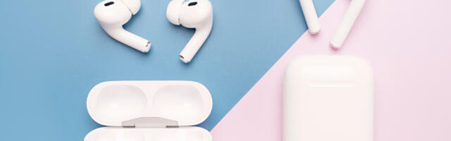 Why AirPods Are Only Available In White: A Look At The History Of The Earbud's Recognizable Color