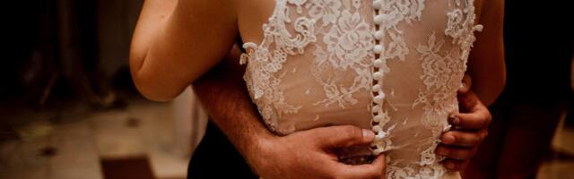 My brother didn't give me a plus-one for his wedding. I was upset at first, but I'm actually so relieved I went alone.